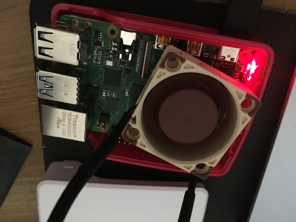 Raspberry Pi 4b with Noctua 40mm fan